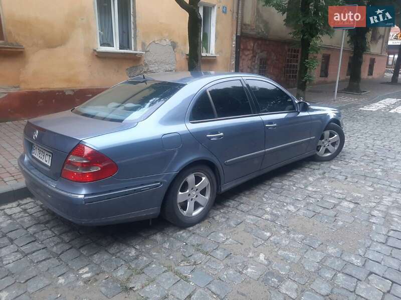 Седан Mercedes-Benz E-Class 2003 в Чернівцях