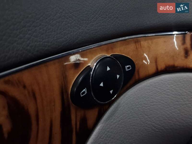 Седан Mercedes-Benz E-Class 2002 в Николаеве