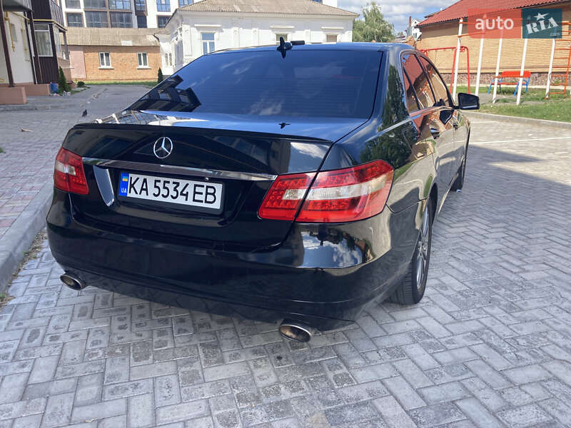 Седан Mercedes-Benz E-Class 2012 в Сумах