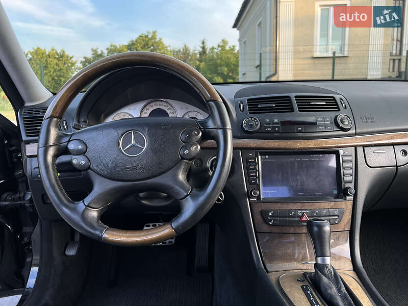 Седан Mercedes-Benz E-Class 2007 в Львове