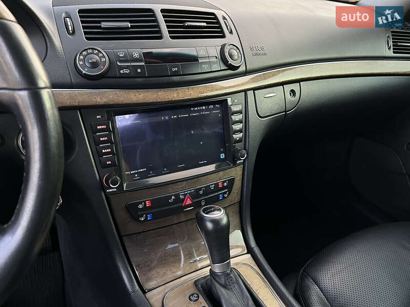 Седан Mercedes-Benz E-Class 2007 в Львове