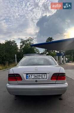 Седан Mercedes-Benz E-Class 1996 в 