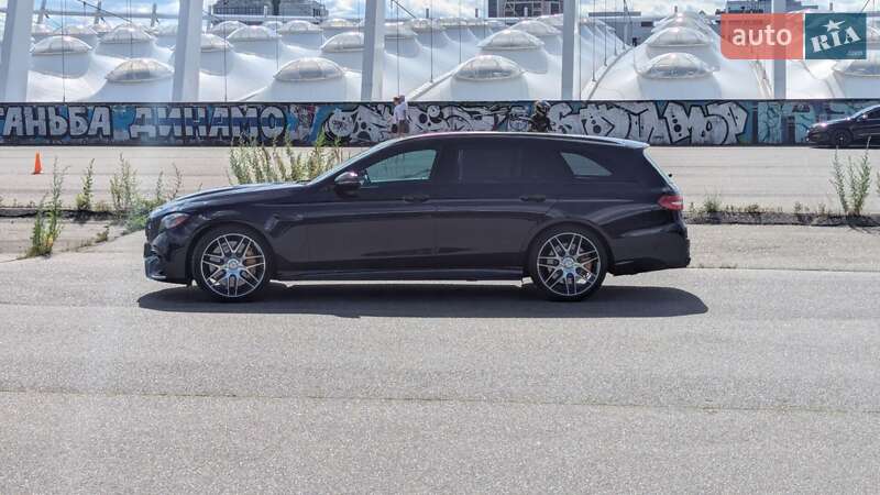 Универсал Mercedes-Benz E-Class 2018 в Киеве