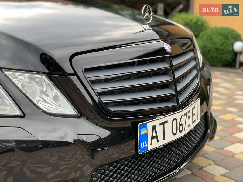 Седан Mercedes-Benz E-Class 2012 в Ивано-Франковске