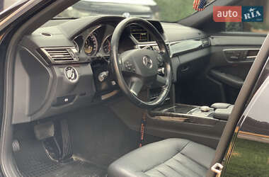 Седан Mercedes-Benz E-Class 2012 в 