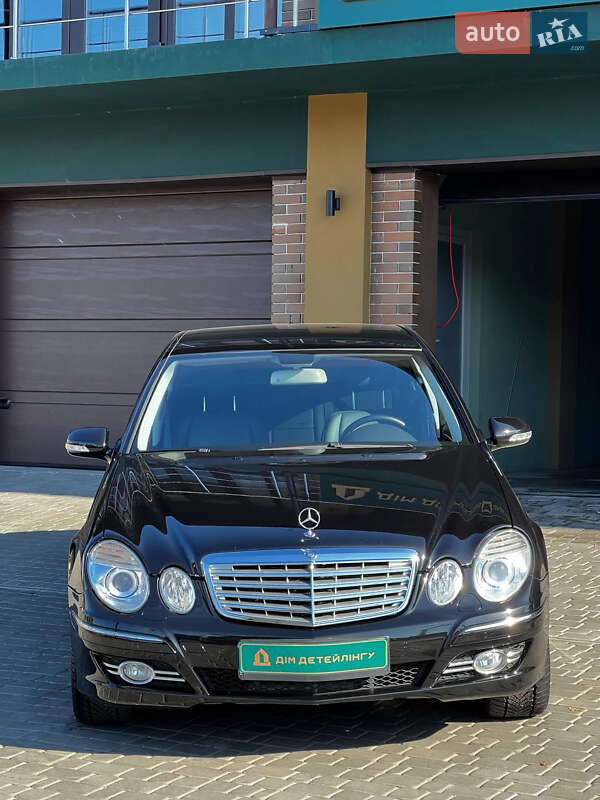 Седан Mercedes-Benz E-Class 2008 в Киеве
