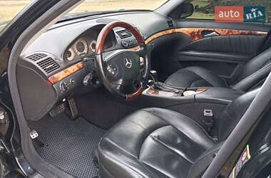 Седан Mercedes-Benz E-Class 2005 в Дніпрі