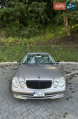 Седан Mercedes-Benz E-Class 2003 в 