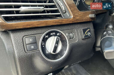 Седан Mercedes-Benz E-Class 2011 в 