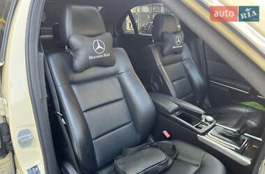 Седан Mercedes-Benz E-Class 2011 в 