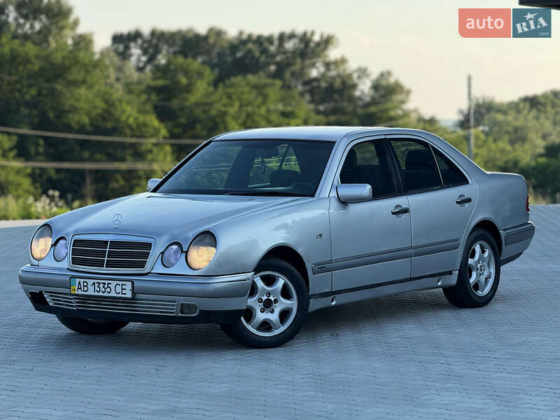 Mercedes-Benz E-Class 1997 Mercedes-Benz E-Class 1997