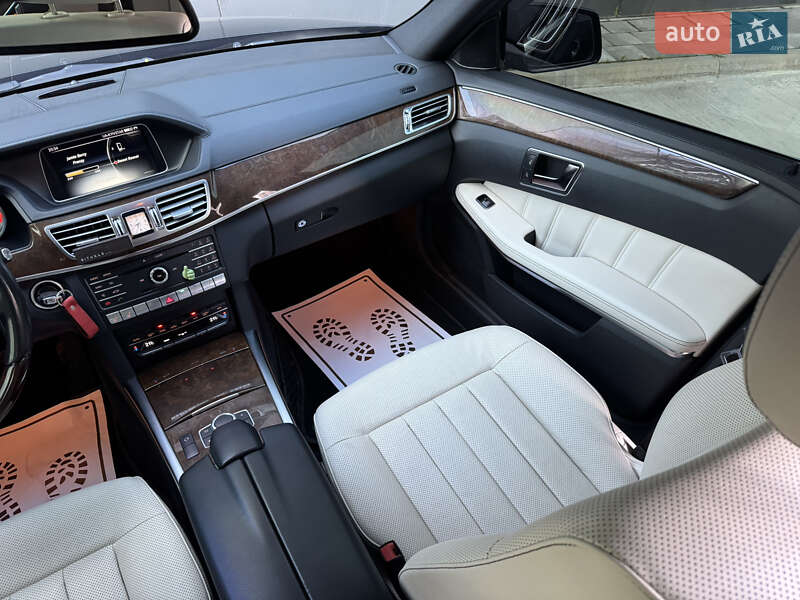 Седан Mercedes-Benz E-Class 2015 в Киеве