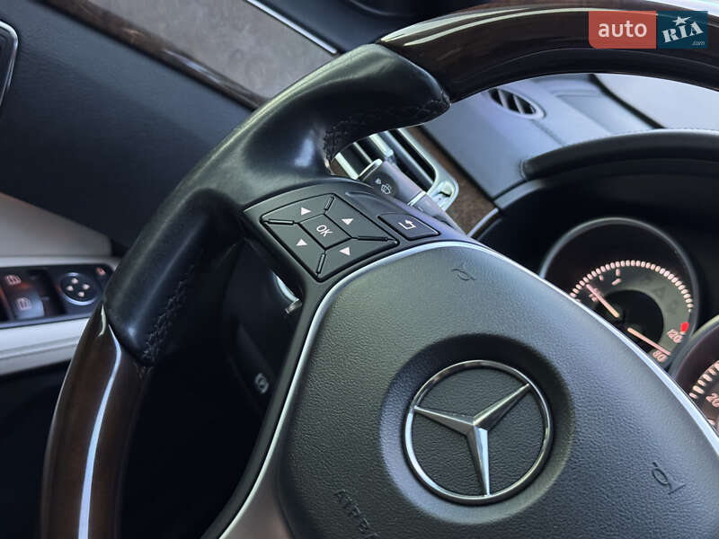 Седан Mercedes-Benz E-Class 2015 в Киеве