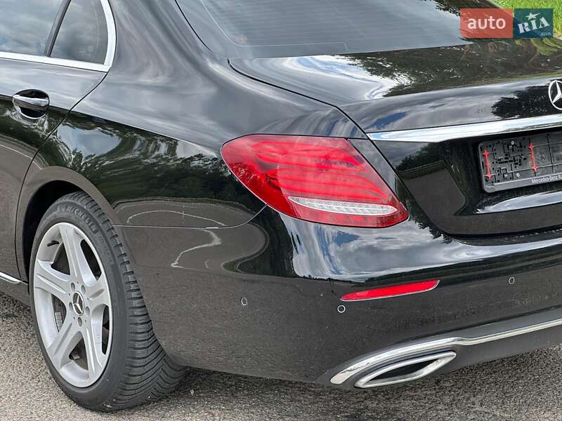 Седан Mercedes-Benz E-Class 2018 в Луцьку