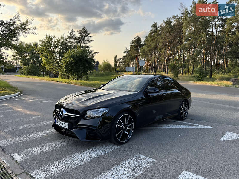 Седан Mercedes-Benz E-Class 2018 в Киеве