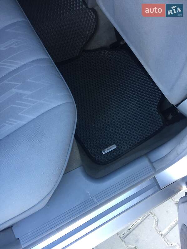 Седан Mercedes-Benz E-Class 2000 в Івано-Франківську