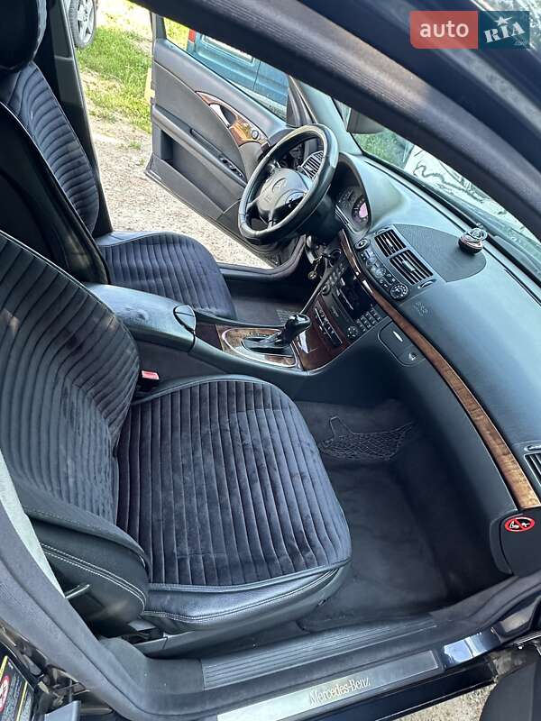Універсал Mercedes-Benz E-Class 2003 в Чернівцях