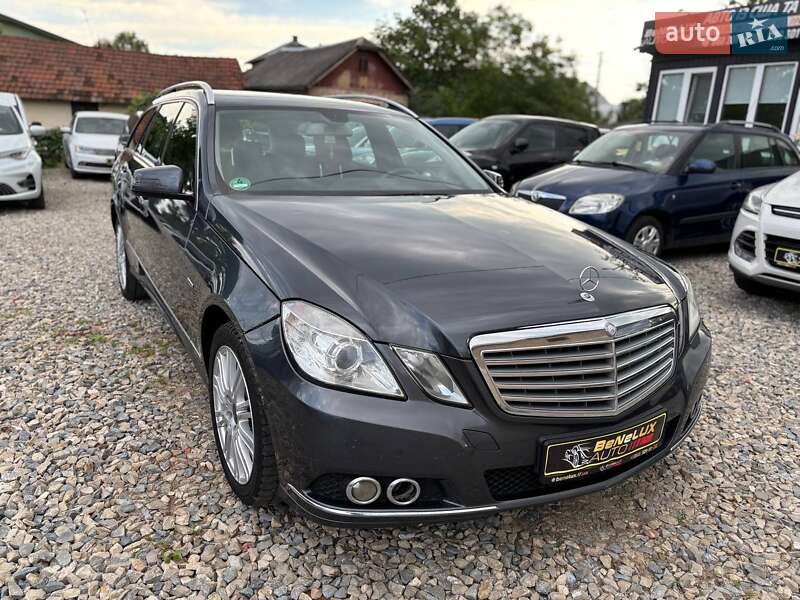 Универсал Mercedes-Benz E-Class 2010 в Коломые