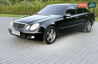 Седан Mercedes-Benz E-Class 2005 в 