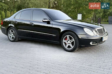 Седан Mercedes-Benz E-Class 2005 в 