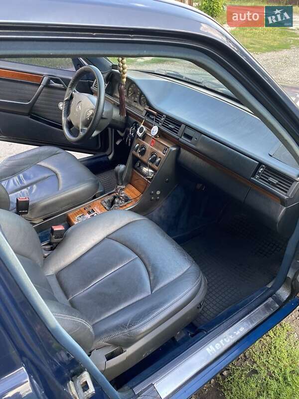 Седан Mercedes-Benz E-Class 1987 в Чугуєві фото 8 Седан Mercedes-Benz E-Class 1987 в Чугуєві