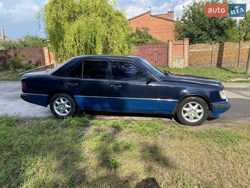 Седан Mercedes-Benz E-Class 1987 в Чугуєві фото 11 Седан Mercedes-Benz E-Class 1987 в Чугуєві