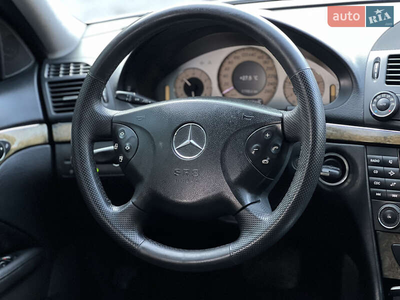 Седан Mercedes-Benz E-Class 2005 в Тернополе