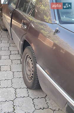 Седан Mercedes-Benz E-Class 1993 в 