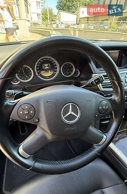 Седан Mercedes-Benz E-Class 2011 в 