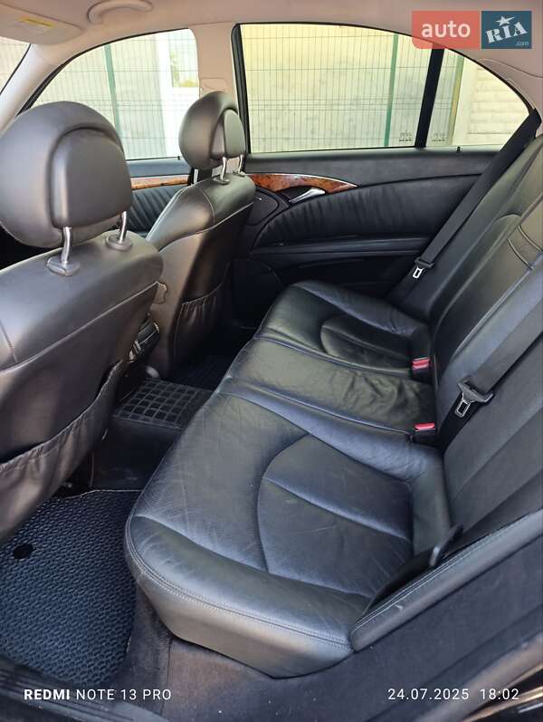 Седан Mercedes-Benz E-Class 2007 в Бучачі