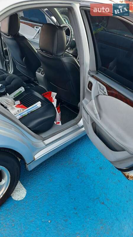 Седан Mercedes-Benz E-Class 2001 в Черновцах