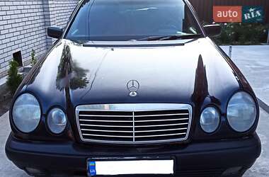 Седан Mercedes-Benz E-Class 1997 в Киеве