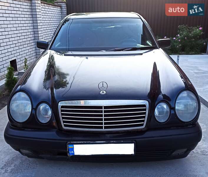 Mercedes-Benz E-Class 1997