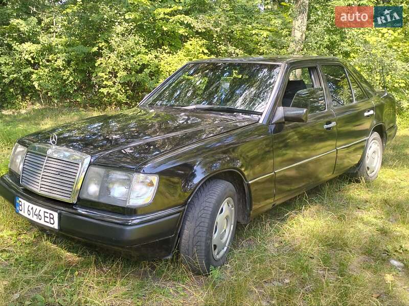 Седан Mercedes-Benz E-Class 1985 в Миргороде