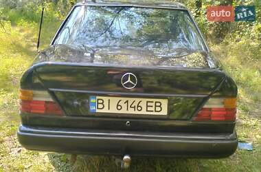 Седан Mercedes-Benz E-Class 1985 в 