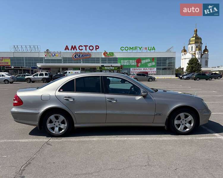 Седан Mercedes-Benz E-Class 2003 в Запорожье