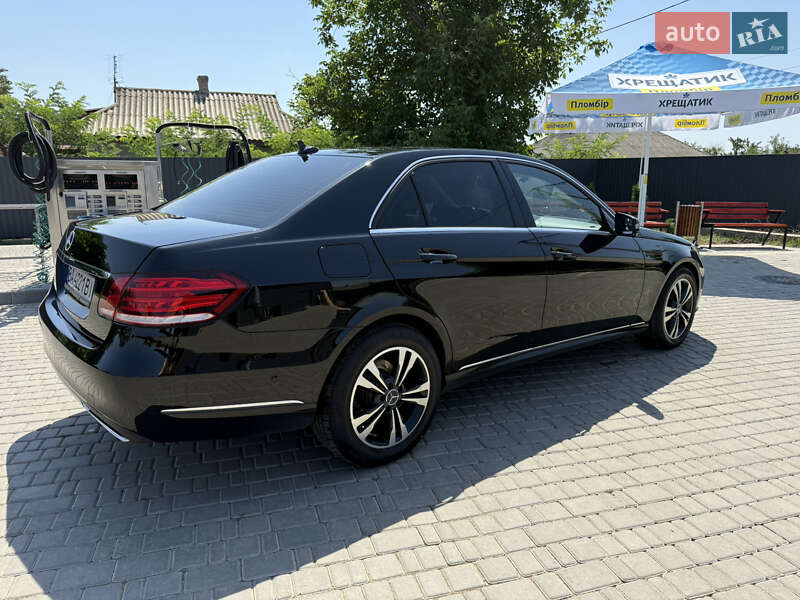 Седан Mercedes-Benz E-Class 2014 в Кропивницькому