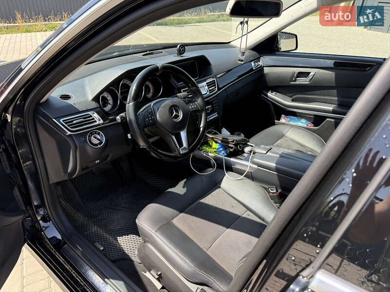 Седан Mercedes-Benz E-Class 2014 в Кропивницькому