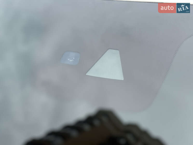 Седан Mercedes-Benz E-Class 2021 в Києві