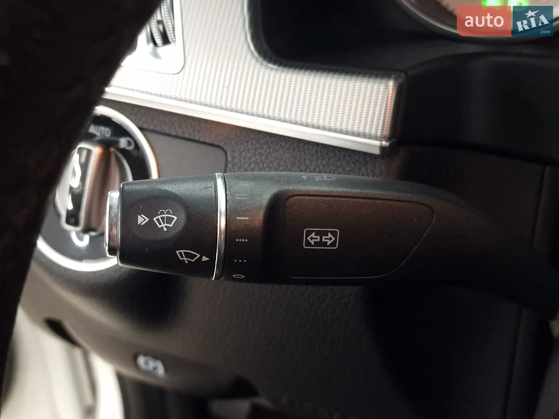 2014 Mercedes-Benz E-klasse - мініатюра 31