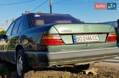 Седан Mercedes-Benz E-Class 1991 в Тернополе