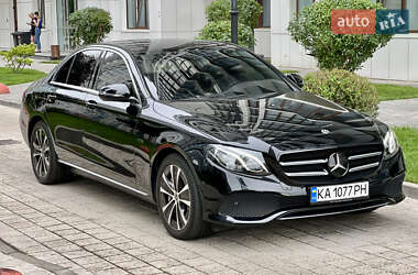 Седан Mercedes-Benz E-Class 2019 в 