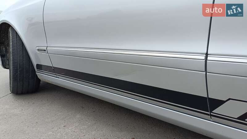Седан Mercedes-Benz E-Class 2005 в Киеве