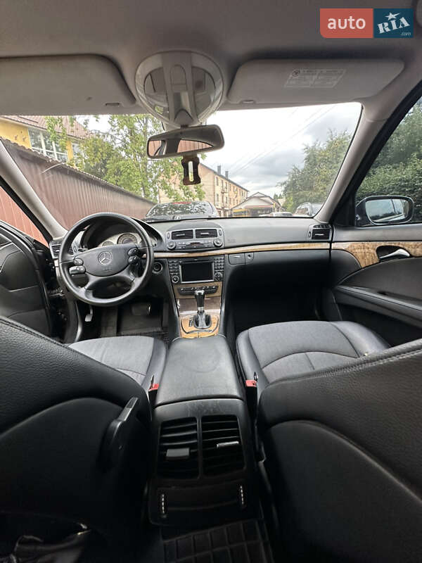 Седан Mercedes-Benz E-Class 2008 в Коломые