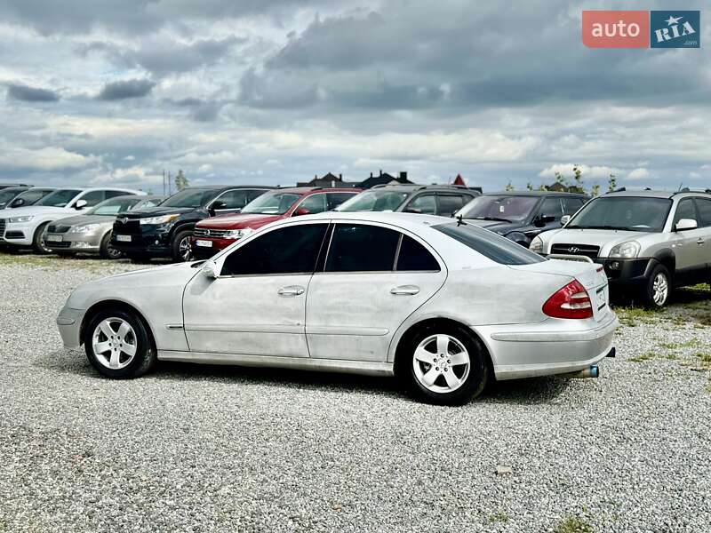 Седан Mercedes-Benz E-Class 2002 в Тернополі