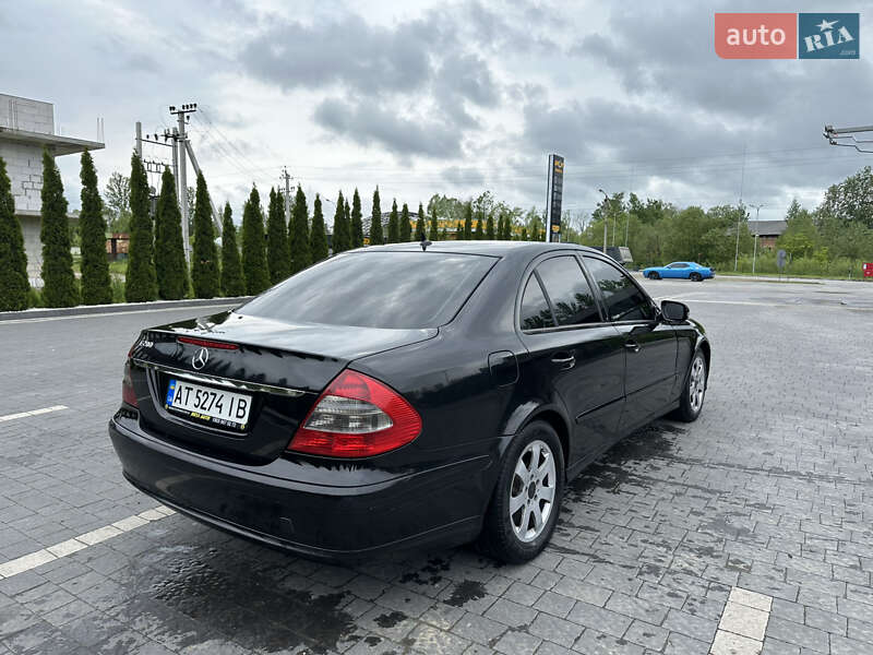 Седан Mercedes-Benz E-Class 2006 в Надворной