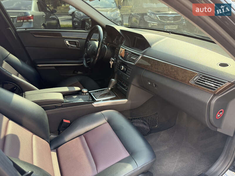 Седан Mercedes-Benz E-Class 2010 в Днепре фото 11 Седан Mercedes-Benz E-Class 2010 в Днепре