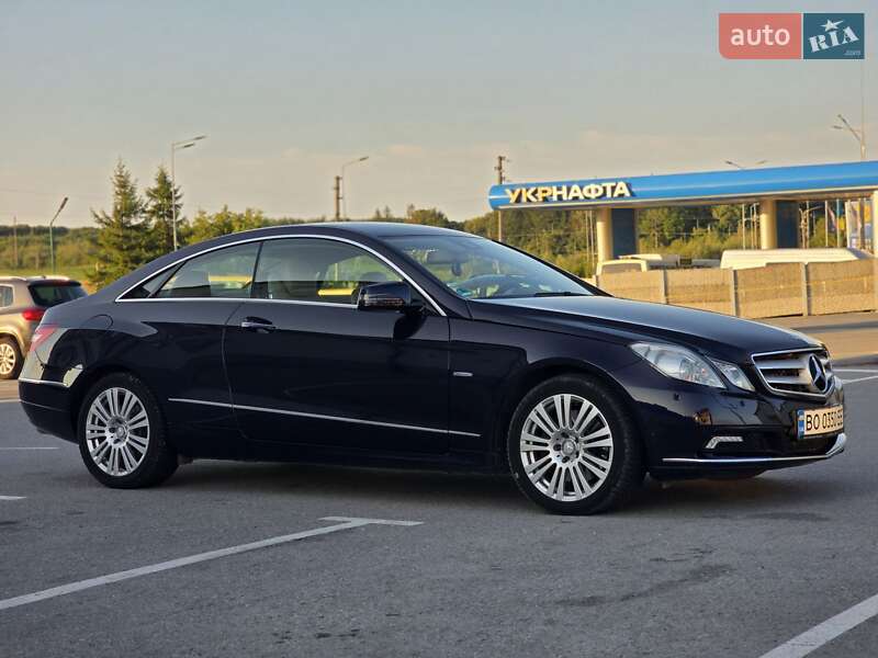 Купе Mercedes-Benz E-Class 2010 в Тернополе