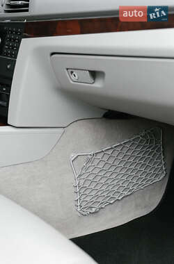 Купе Mercedes-Benz E-Class 2010 в 