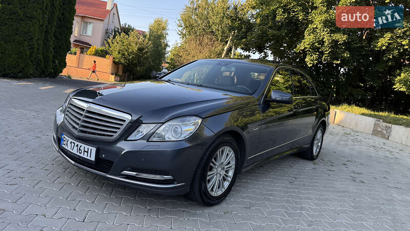 Mercedes-Benz E-Class 2010